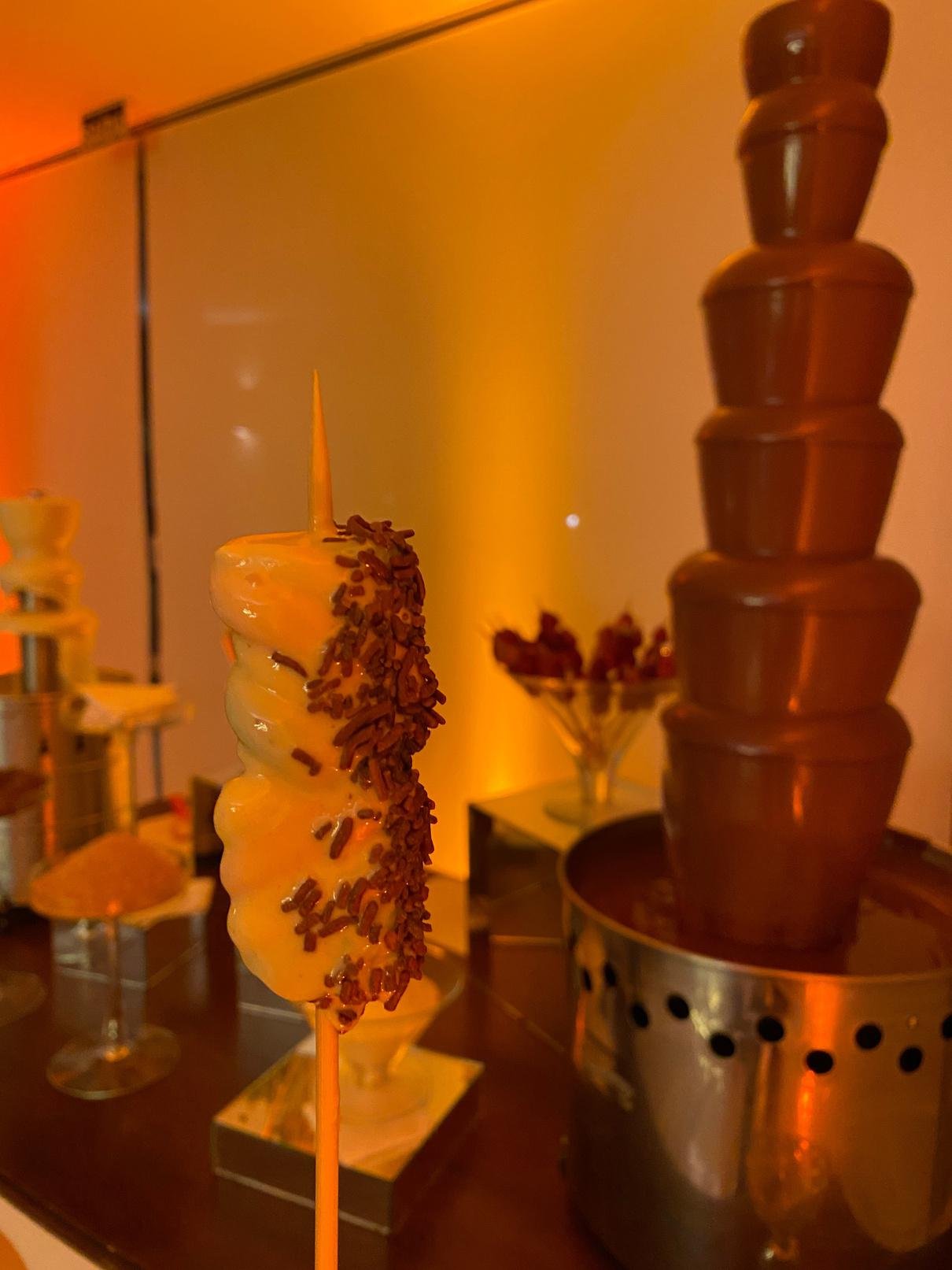 Casamento com cascata de chocolate KyArteChoco